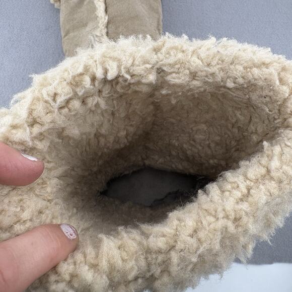 Crocs Womens Nadia Faux Fur Sherpa Lined Winder Boots Clogs Size 10 Tan Cream - Picture 12 of 13